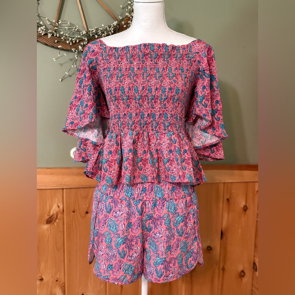 Simply Southern Pink and Blue Smocked Top&Lined Shorts match set TopL BottomM